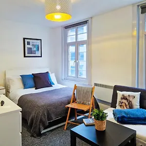  Homestay Private Near Tower Of United Kingdom